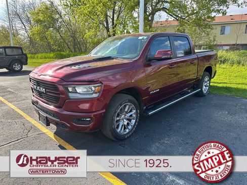 Used 2023 RAM 1500 Laramie AWD/4WD image 1