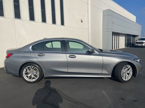 Used 2025 BMW 330i Sedan image 5