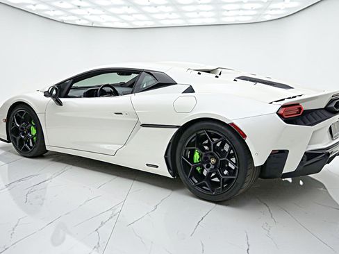 Used 2026 Lamborghini Temerario AWD/4WD image 8