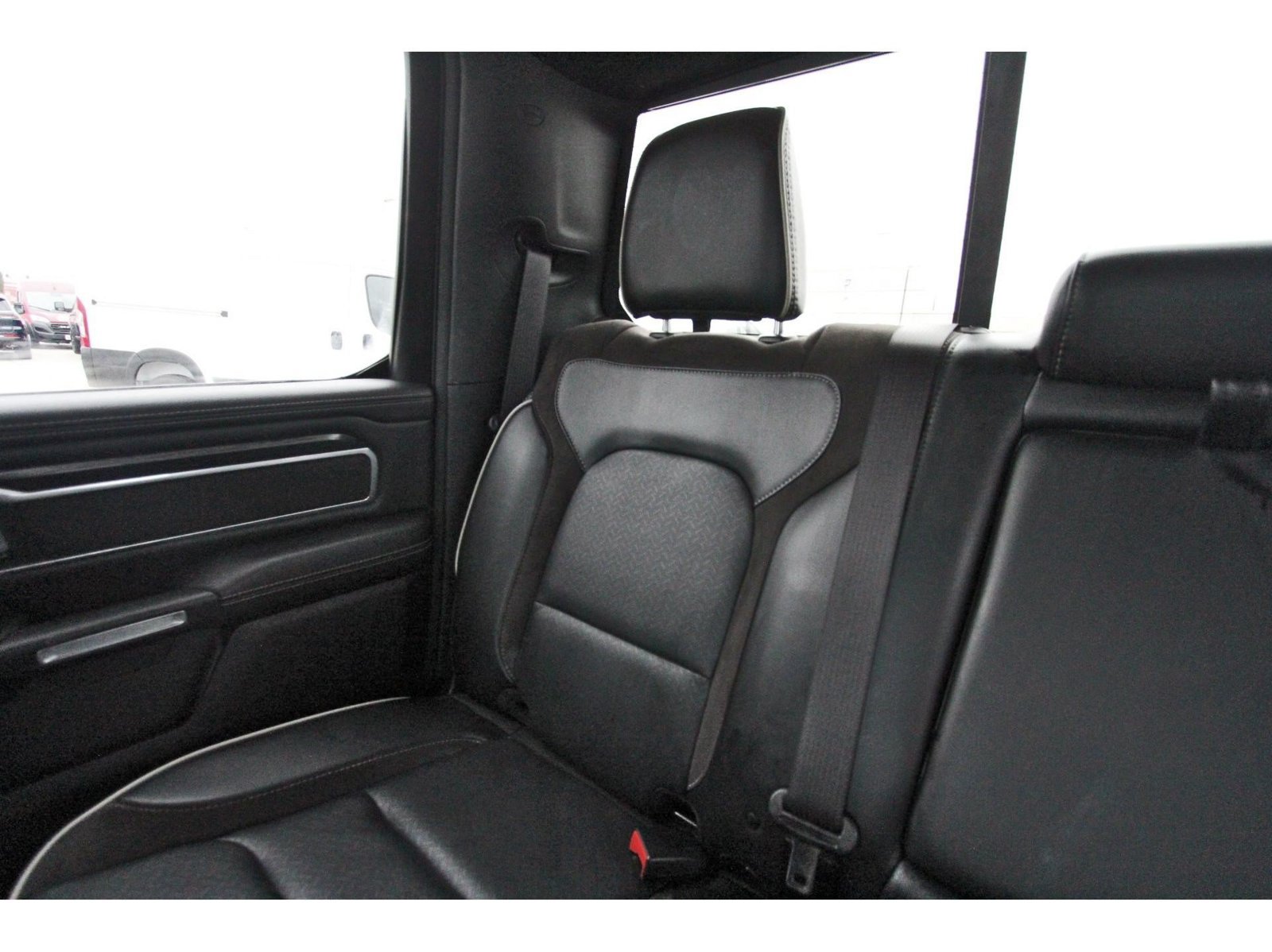 Used 2023 RAM 1500 Laramie AWD/4WD image 14