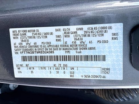 Used 2024 Ford F250 XLT image 30