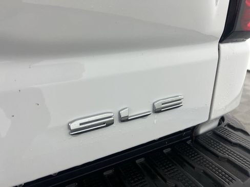 Used 2023 GMC Sierra 1500 SLE AWD/4WD image 23
