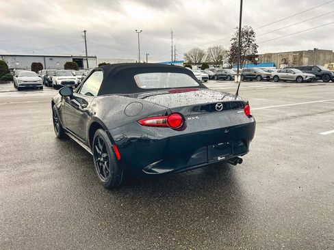 Used 2020 MAZDA MX-5 Miata Sport image 8