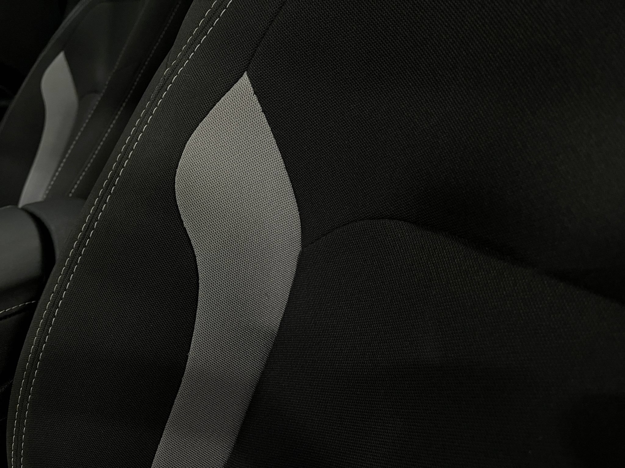Used 2019 Chevrolet Camaro SS RWD image 15