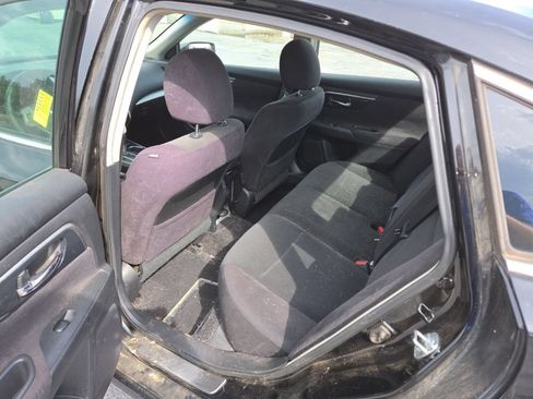 Used 2013 Nissan Altima 2.5 SV FWD image 9