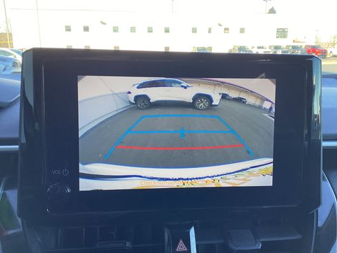 Certified 2023 Toyota Corolla LE image 33