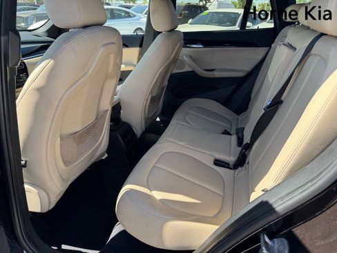 Used 2017 BMW X1 sDrive28i FWD image 13