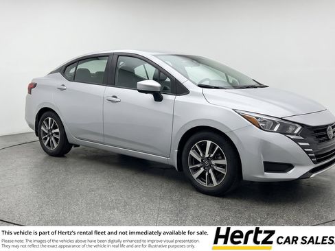 Used 2025 Nissan Versa SV FWD image 1