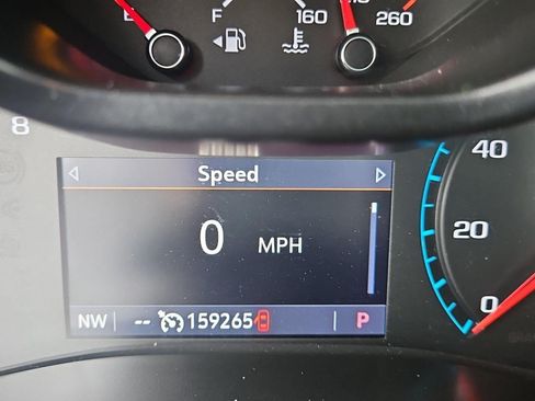 Used 2021 Chevrolet Colorado Z71 AWD/4WD image 19