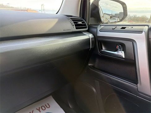 Used 2022 Toyota 4Runner SR5 Premium w/ Moonroof Package image 25