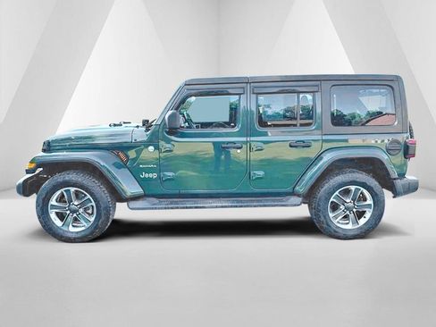 Used 2021 Jeep Wrangler Unlimited Sahara w/ LED Lighting Group AWD/4WD image 4