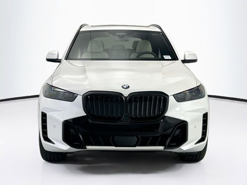New 2026 BMW X5 xDrive40i w/ Executive Package AWD/4WD image 2