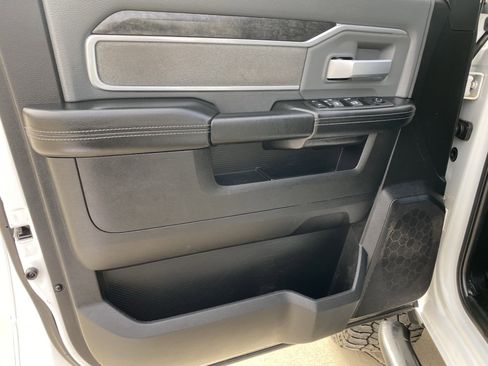 Used 2022 RAM 2500 Big Horn image 4
