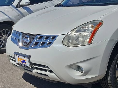 Used 2013 Nissan Rogue S w/ Special Edition Pkg AWD/4WD image 2