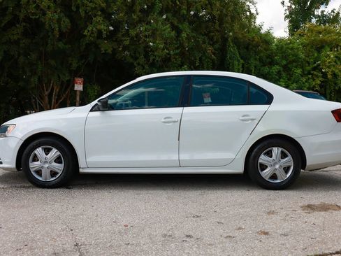 Used 2016 Volkswagen Jetta S FWD image 3