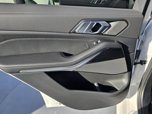 New 2026 BMW X5 xDrive40i w/ M Sport Package image 10