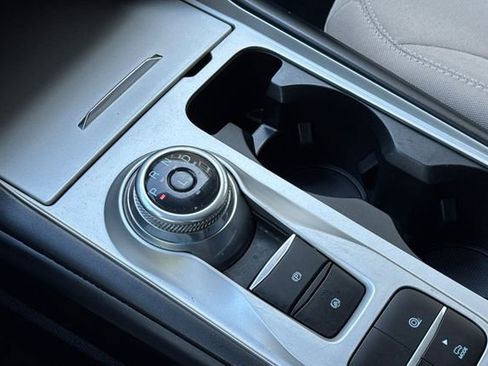 Used 2022 Ford Explorer 2WD image 25