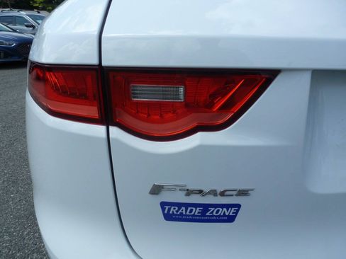 Used 2019 Jaguar F-PACE Premium AWD/4WD image 11