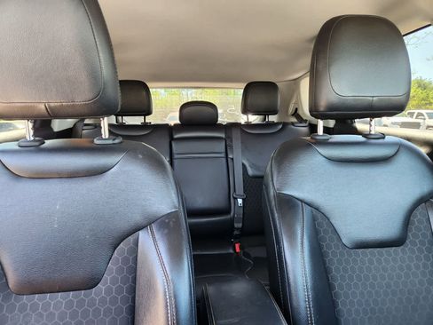 Certified 2018 Jeep Compass Latitude w/ Popular Equipment Group image 19