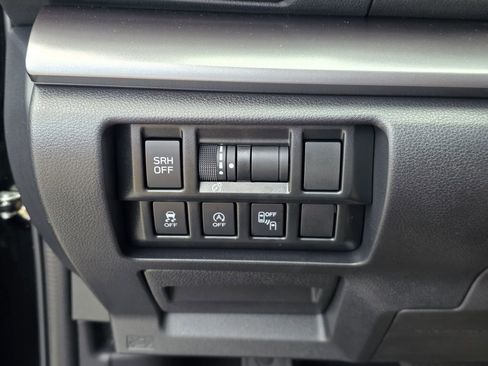 Certified 2023 Subaru Crosstrek 2.5i Limited w/ Moonroof Package image 22