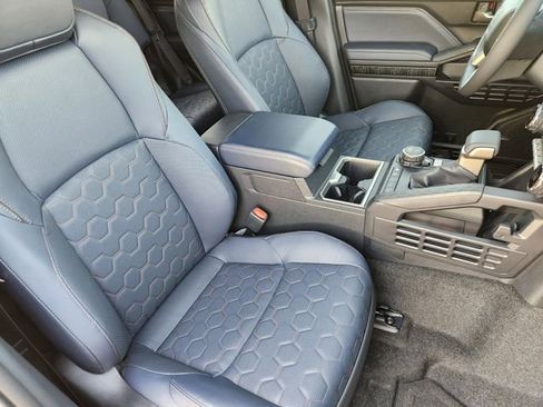 New 2026 Toyota 4Runner 4WD image 10