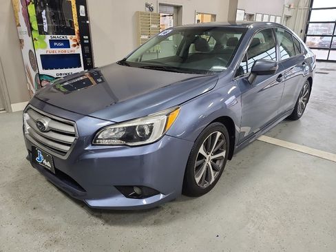 Used 2016 Subaru Legacy 2.5i Limited AWD/4WD image 2