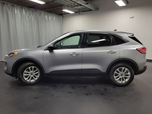 Used 2022 Ford Escape SE image 5