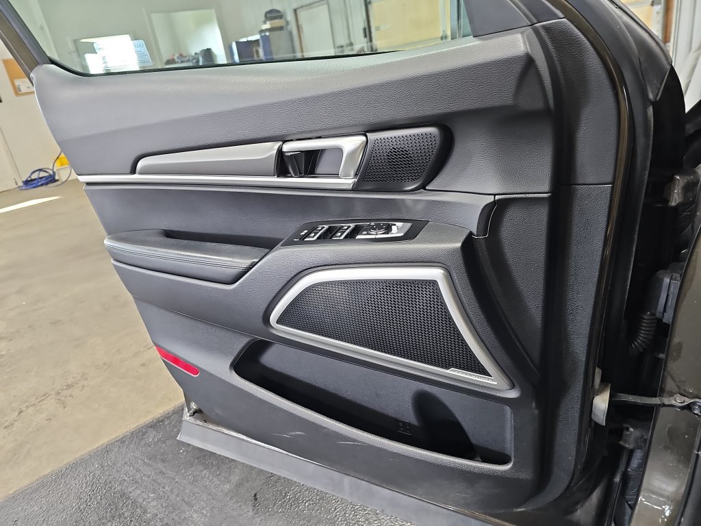 Used 2021 Kia Telluride S AWD/4WD image 25