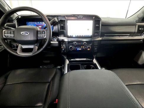 Certified 2025 Ford F250 Lariat w/ Black Appearance Package AWD/4WD image 15