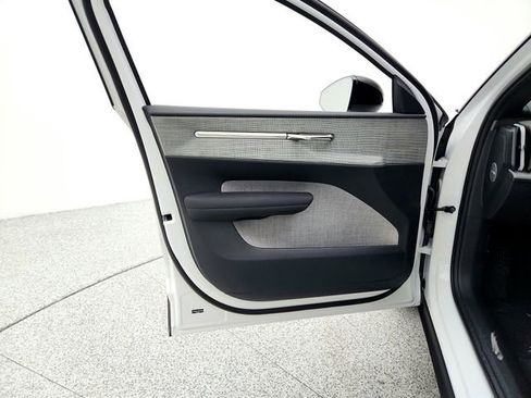 New 2026 Volvo EX30 Ultra w/ Protection Package Premier image 23