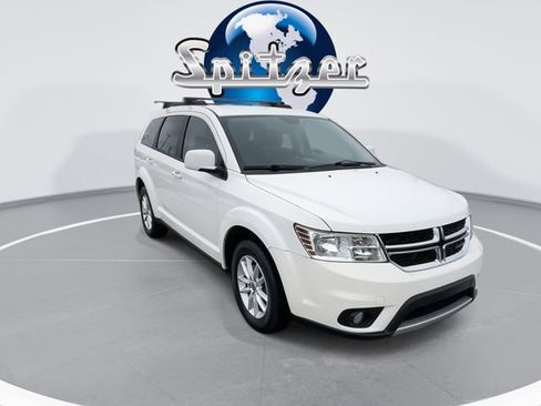 Used 2018 Dodge Journey SXT w/ Premium Group image 2