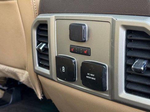 Used 2019 Ford F150 Lariat w/ Equipment Group 502A Luxury image 19