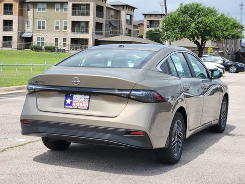 New 2026 Nissan Sentra SV FWD image 3