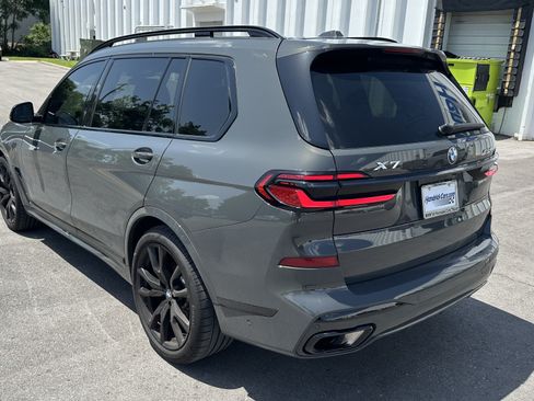 Used 2026 BMW X7 xDrive40i w/ M Sport Package AWD/4WD image 8