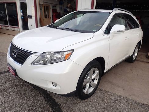 Used 2011 Lexus RX 350 AWD w/ Premium Pkg image 2