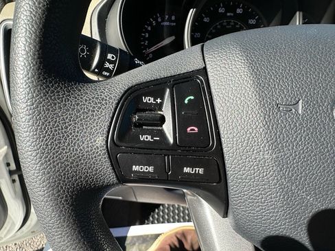 Used 2017 Kia Rio LX image 13