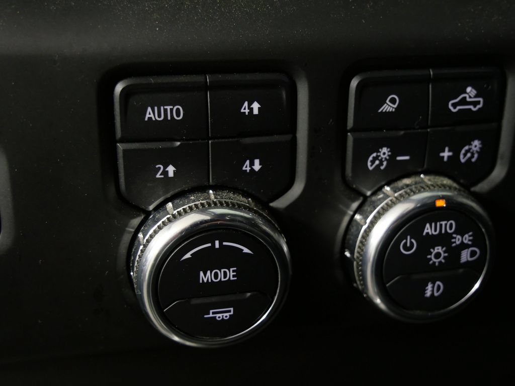 Used 2022 GMC Sierra 1500 Denali AWD/4WD image 19