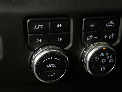 Used 2022 GMC Sierra 1500 Denali AWD/4WD image 19