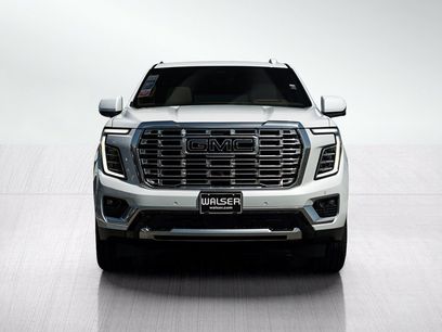 New 2026 GMC Yukon XL Denali w/ Denali Reserve Package