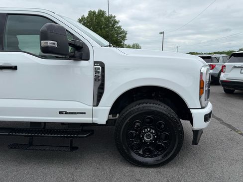 Used 2024 Ford F250 XLT w/ FX4 Off-Road Package AWD/4WD image 39