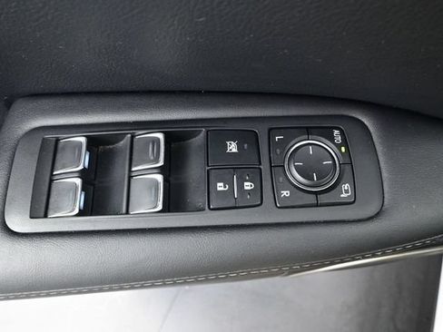 Used 2022 Lexus RX 350L Premium w/ Premium Package AWD/4WD image 10