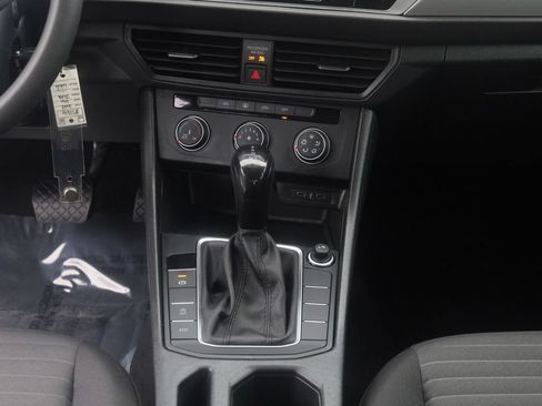 Used 2023 Volkswagen Jetta S FWD image 19