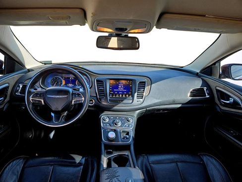 Used 2015 Chrysler 200 C w/ Navigation & Sound Group I image 13