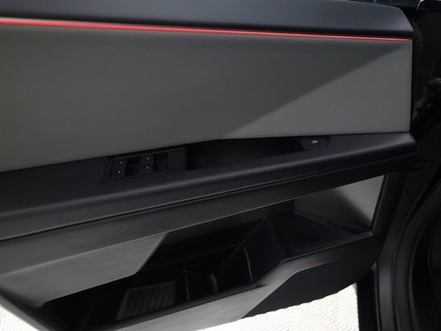 Used 2025 Tesla Cybertruck AWD Crew Cab image 17