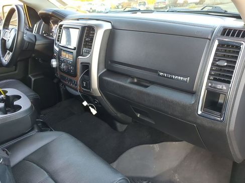 Used 2018 RAM 1500 Laramie w/ Convenience Group image 19