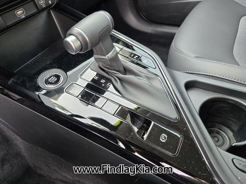 Certified 2025 Kia Niro EX image 25