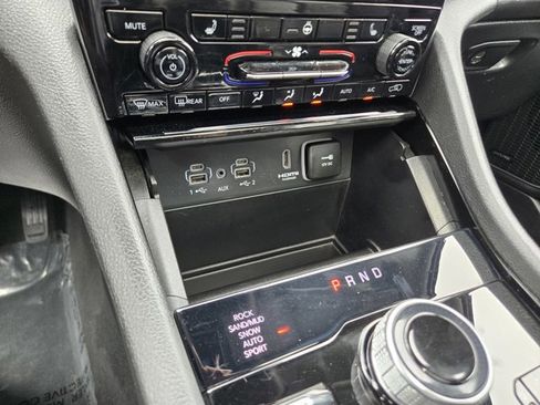 Used 2022 Jeep Grand Cherokee Limited 4xe AWD/4WD image 12