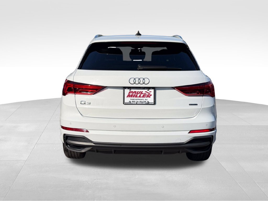 Used 2023 Audi Q3 2.0T Premium w/ Convenience Package AWD/4WD image 7