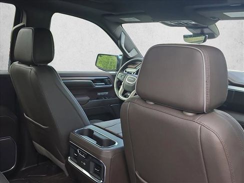 Used 2025 GMC Sierra 1500 Denali w/ Denali Reserve Package AWD/4WD image 24