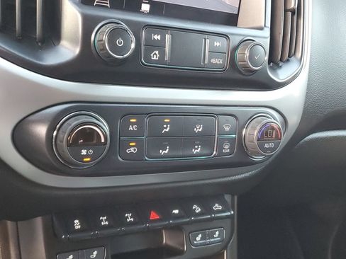 Used 2022 Chevrolet Colorado ZR2 w/ LPO, Power Package AWD/4WD image 23